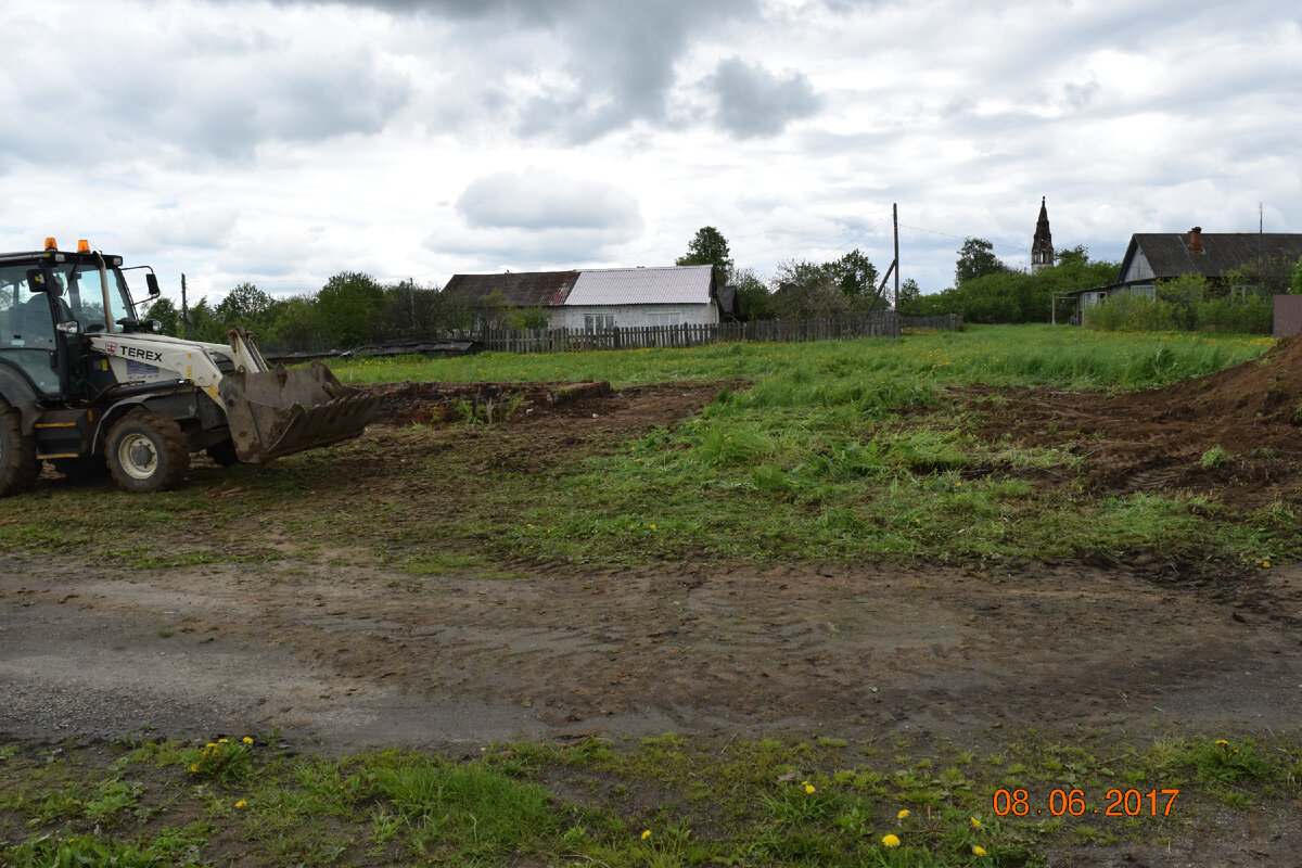 Это наш участок уже на этапе планировки.