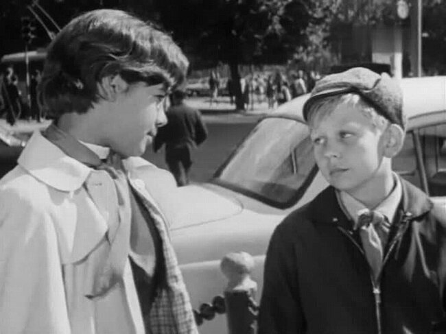 Чудак из 5 б. Чудак из пятого б фильм 1972. Чудак из пятого. Чудак из пятого «б» (1972) постер. Чудак из пятого б фильм 1972.