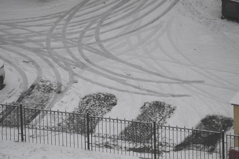 Минус семь. Ответ один минус пять восьмых. 8 минус 8. Реши в столбик и по действиям. Минус восемь.