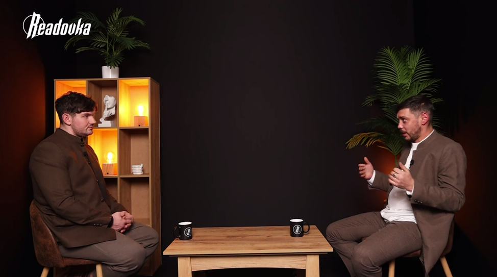 Стас «Ай, Как Просто!» Васильев в беседе с главредом Readovka Алексеем Костылевым