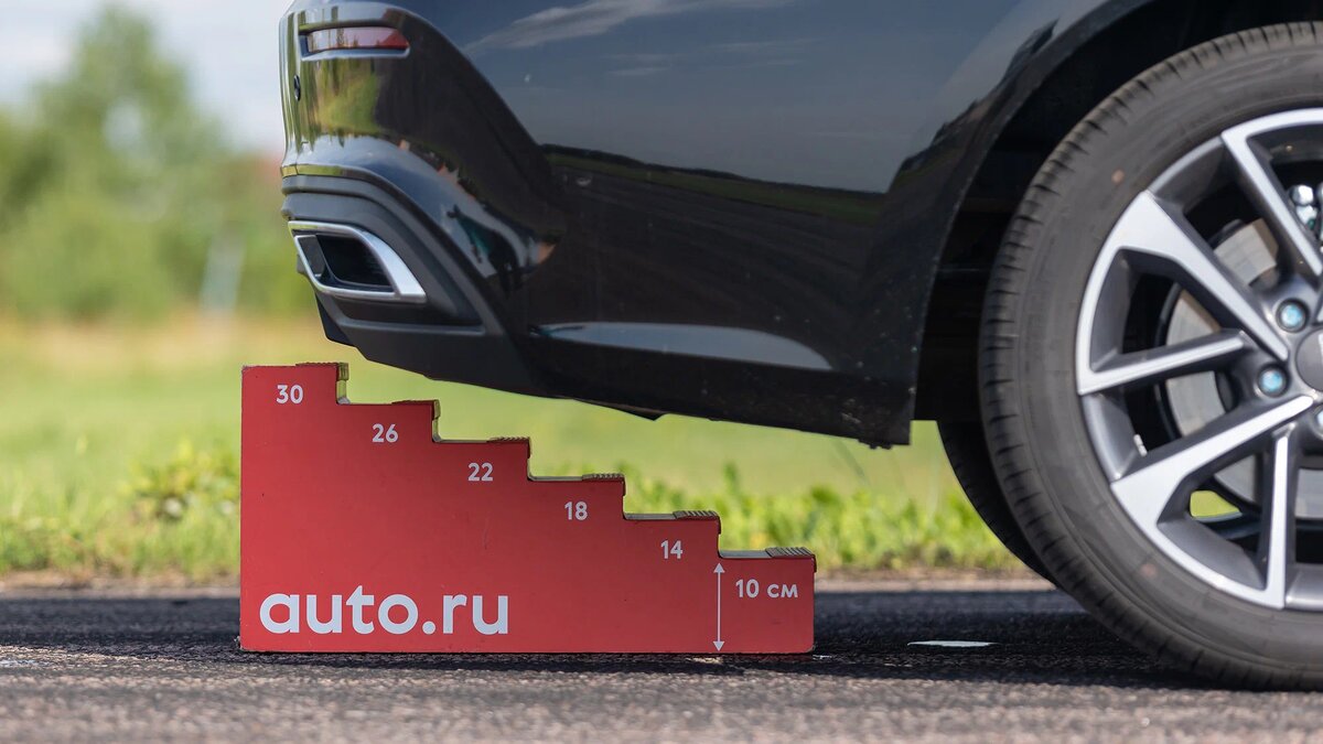 хэтчбэк лифтбэк седан. плюсы седана. мазда хэтчбек 3 2013 и седан. 6 хэтчбек. фиат линеа седан.