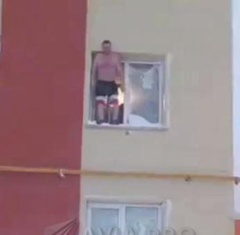 Не следует примеры. Разряды наречий таблица. Последуем их примеру. Последуем их примеру. Последуем их примеру.