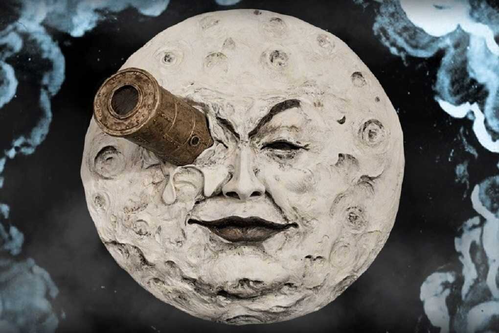 Луна с лицом. Мельес путешествие на луну. «Путешествие на луну» Жоржа Мельеса 1902 года..