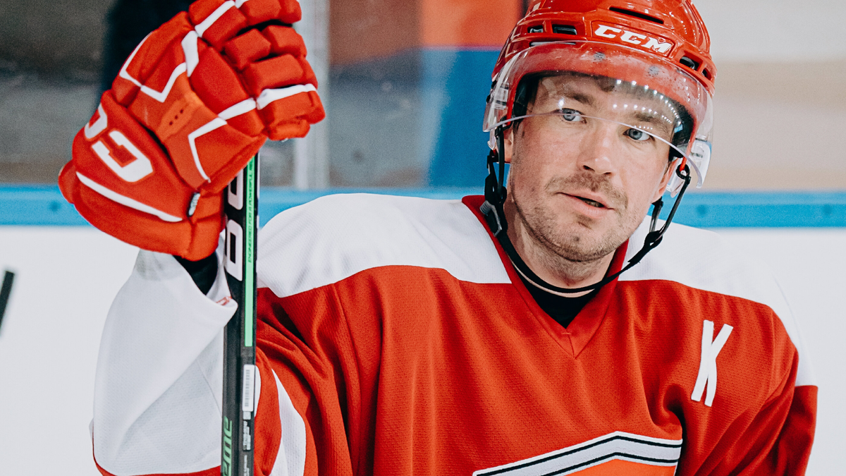 Король вортигерн меч короля артура. Король визерис таргариен. Меч короля артура гай ричи постер. Меч короля артура постер. Меч короля артура вортигерн.