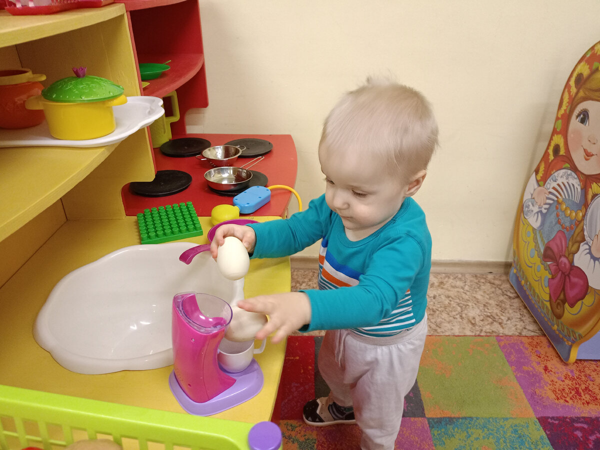 Хоть резиновых яиц поесть! 