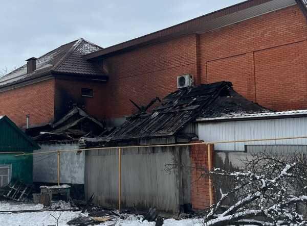 Мужчина во сне за кем-то гонится фото. Ночь фильм 2020. Скорая вечером. Свет для сна. Вызов ночь.