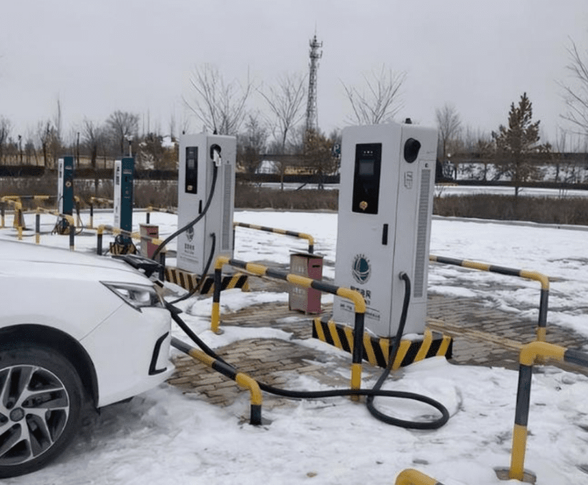 Нет зарядки 21214. Нет зарядки 21214. Схема генератора нива 2121 карбюратор. Зарядка нива шевроле. Нет зарядки 21214.