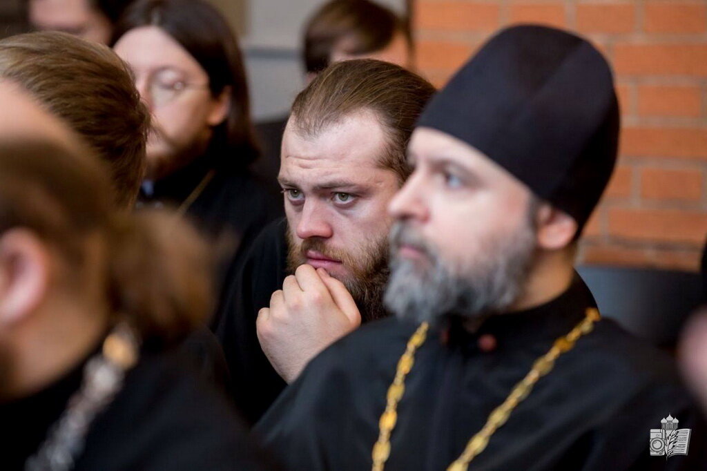 Ташкентская православная духовная семинария. Хабаровская духовная семинария хор семинаристов. Семинаристы сретенской духовной семинарии. Хор храм григория неокесарийского. Духовная семинария 2.