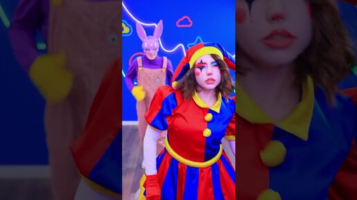 Картинки помни из циркового. Гимнастика в цирке дю солей. Маленькая леди из цирка дю солей. Цирк для детей. Картинки помни из циркового.