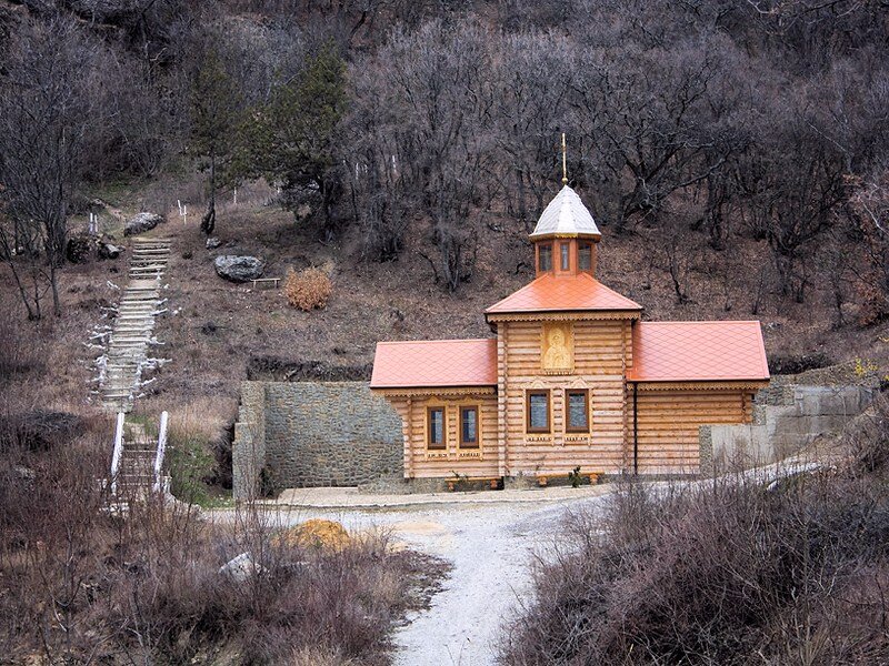 Кизилташский монастырь фото