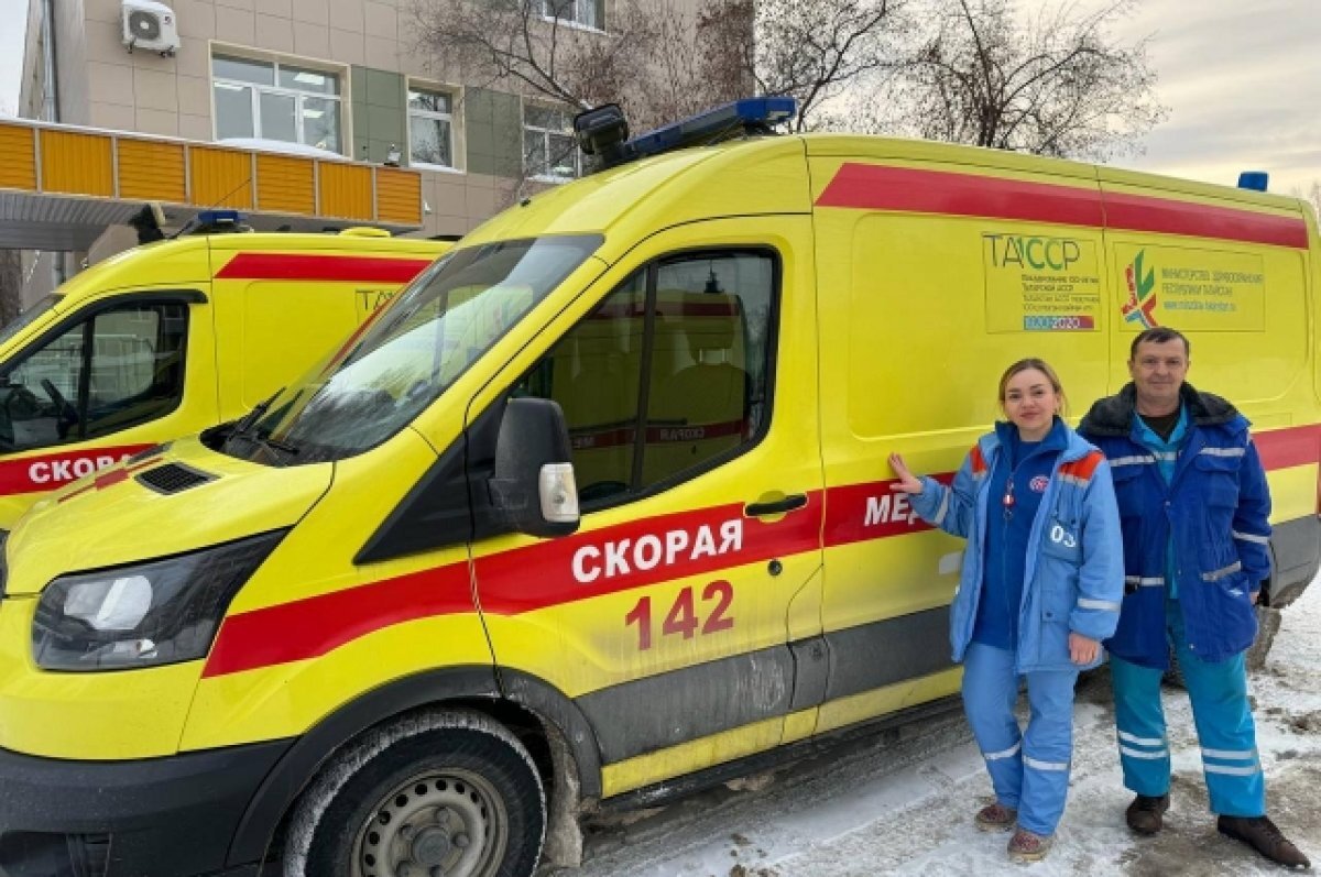    Бригада скорой помощи и спасатели пришли на помощь к рыбаку на Каме, успевшему позвонить по номеру 112.