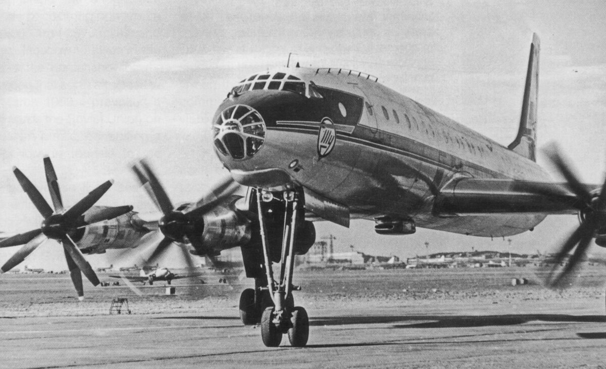 Ту-114 Москва, Внуково. Фотография © Архив Ефима Гордона