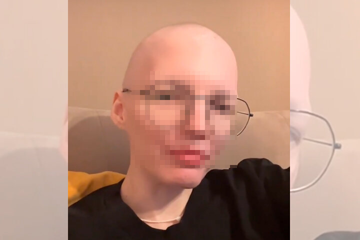 Кристина не стесняется ходить без парика. Фото: скрин видео/соцсети.