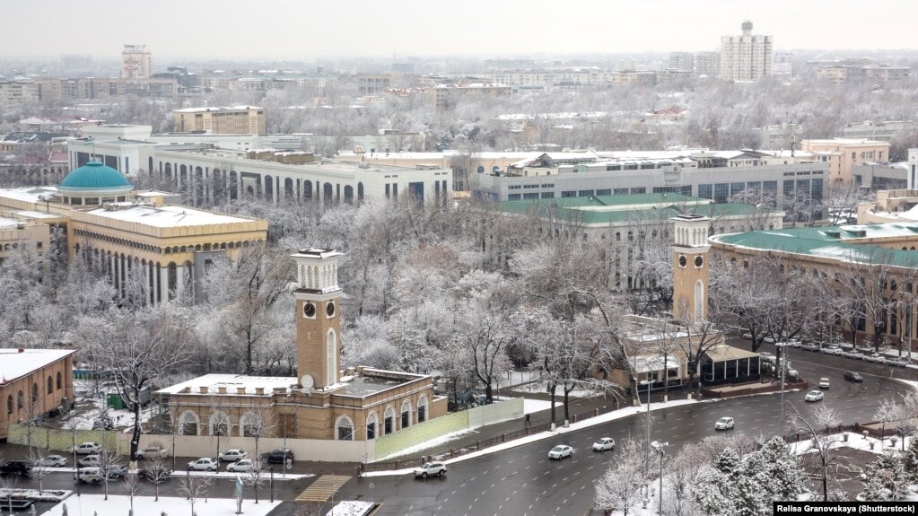 Ташкент в числе мировых аутсайдеров по качеству воздуха. В январе в городе зафиксировали 15-кратное превышение предельно допустимой концентрации вредных частиц.
