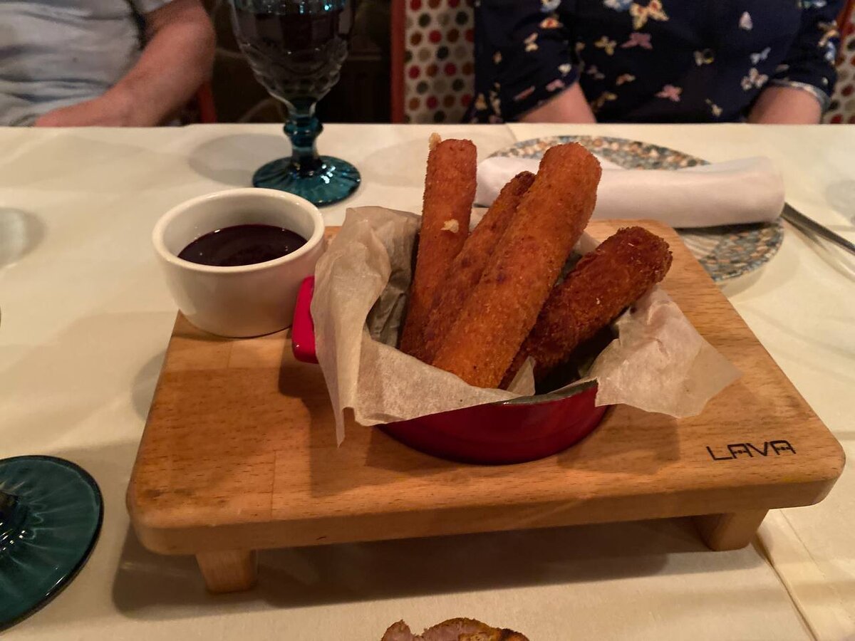 коза ностра ереван. винотека в ресторане. ресторан замок на васильевском острове. ресторан молдавской кухни casa maria. отзывы о ресторане каза.