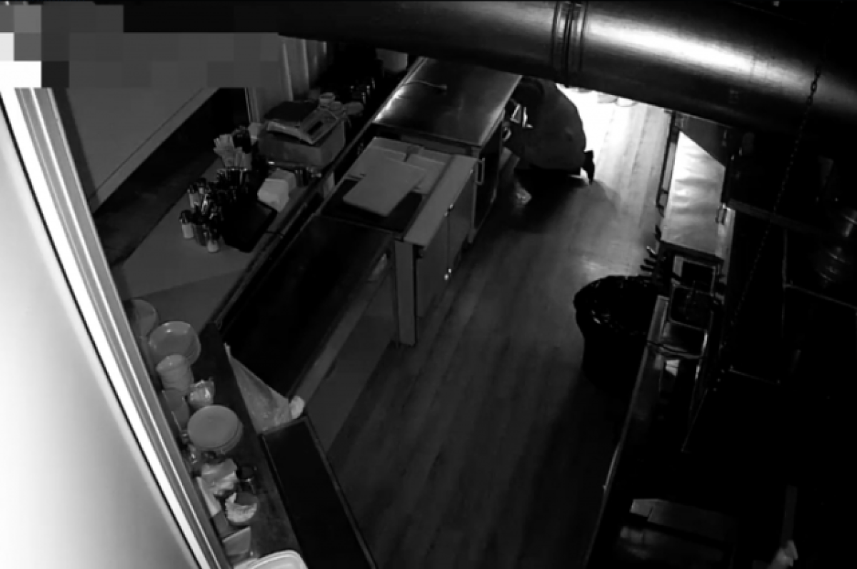    В Омске женщина обокрала кафе, в котором работала