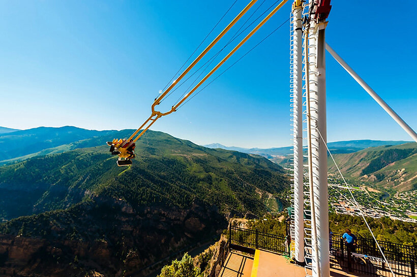 Опасные развлечения. Качели «гигантский каньон», штат Колорадо, США. Giant Canyon Swing. Гигантский каньон (Колорадо) аттракцион. «Гигантский каньон» (giant Canyon Swing),.