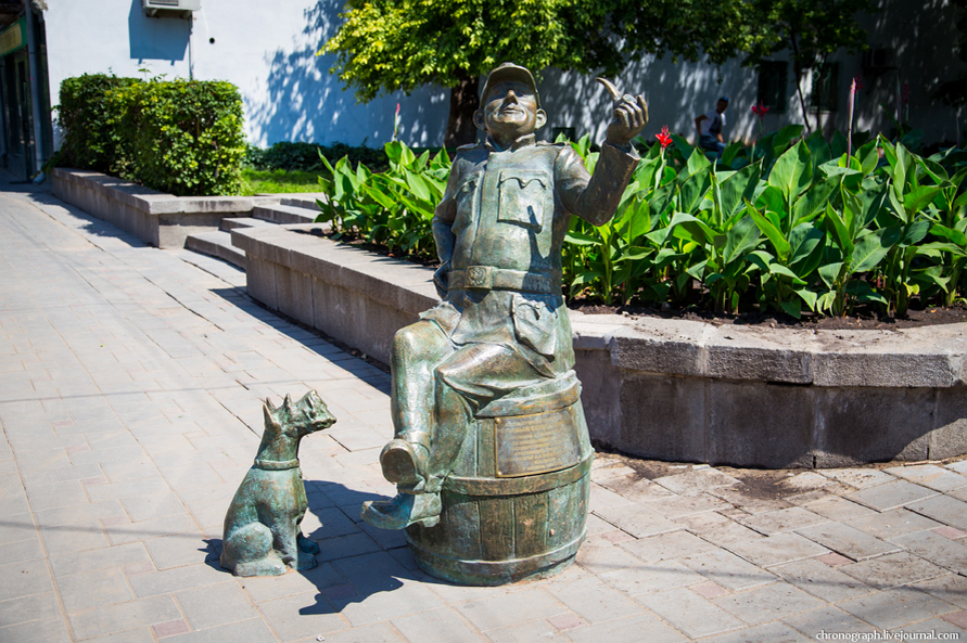 необычные памятники и скульптуры в самаре. николай куклев самара. купальщица набережная самара. мельников иван иванович скульптор самара. николай куклев скульптор.