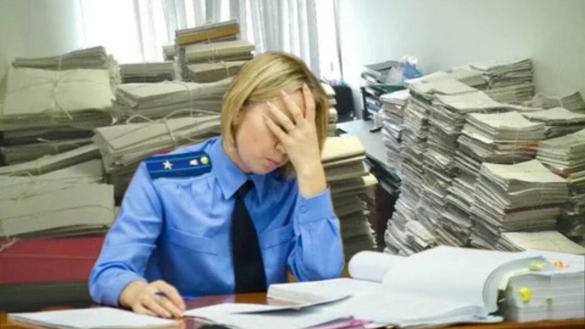 Жалоба прокурору на бездействие сотрудника полиции пример. Как писать заявление в прокуратуру на полицию образец. Заявление в прокуратуру на действия сотрудников полиции. Заявление в прокуратуру на бездействие полиции образец. Бездействие органов полиции.