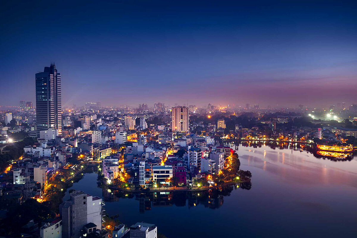 Вид хану. Столица Вьетнама Хошимин. Вьетнам город Ханой. Вьетнам столица Ханой фото. Центр Ханоя Вьетнам.
