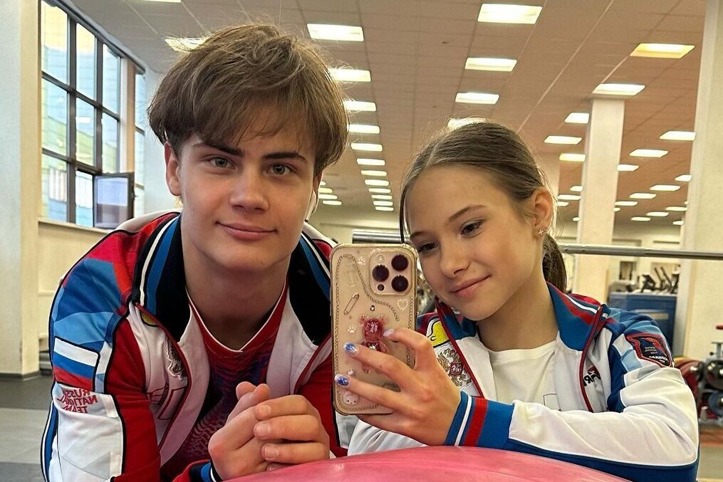     Реабилитолог рассказал, когда сможет вернуться на лед получившая травму головы фигуристка Мария Симонова