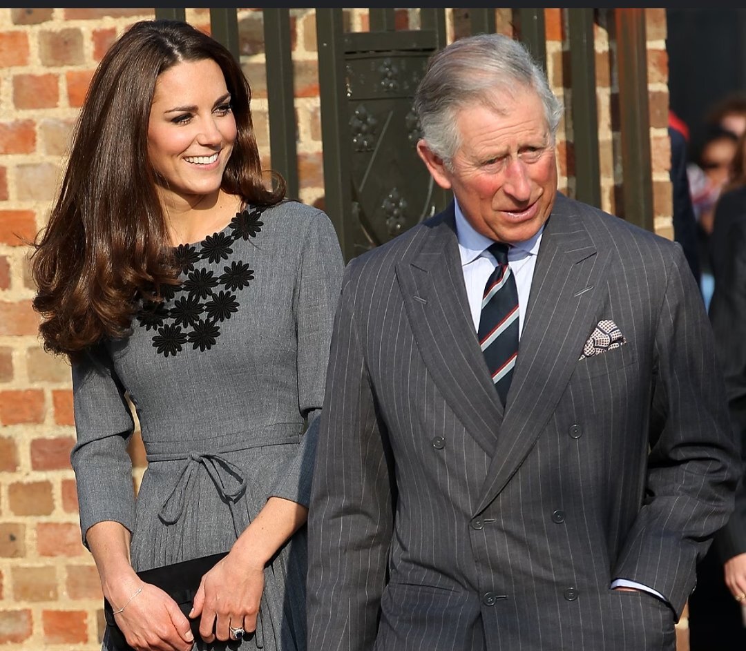 Довольно строгое. Злой начальник. Довольно строгое. Довольно строгое. Бизнесмен.