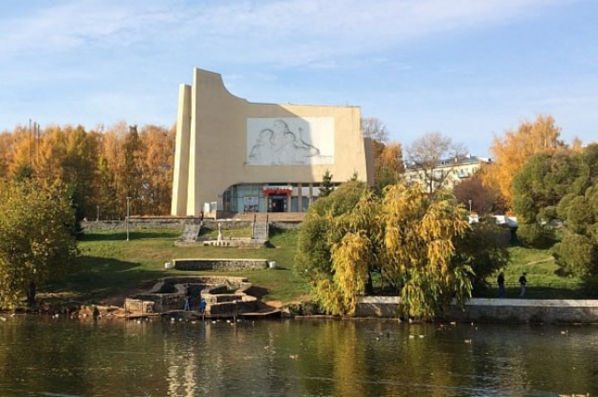    Победитель конкурса будет обязан завершить все работы до 15 мая.