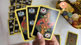 карты игральные парни. карточный фокусник. вадим туз. карты игральные сувенирные. фотосессия с картами.