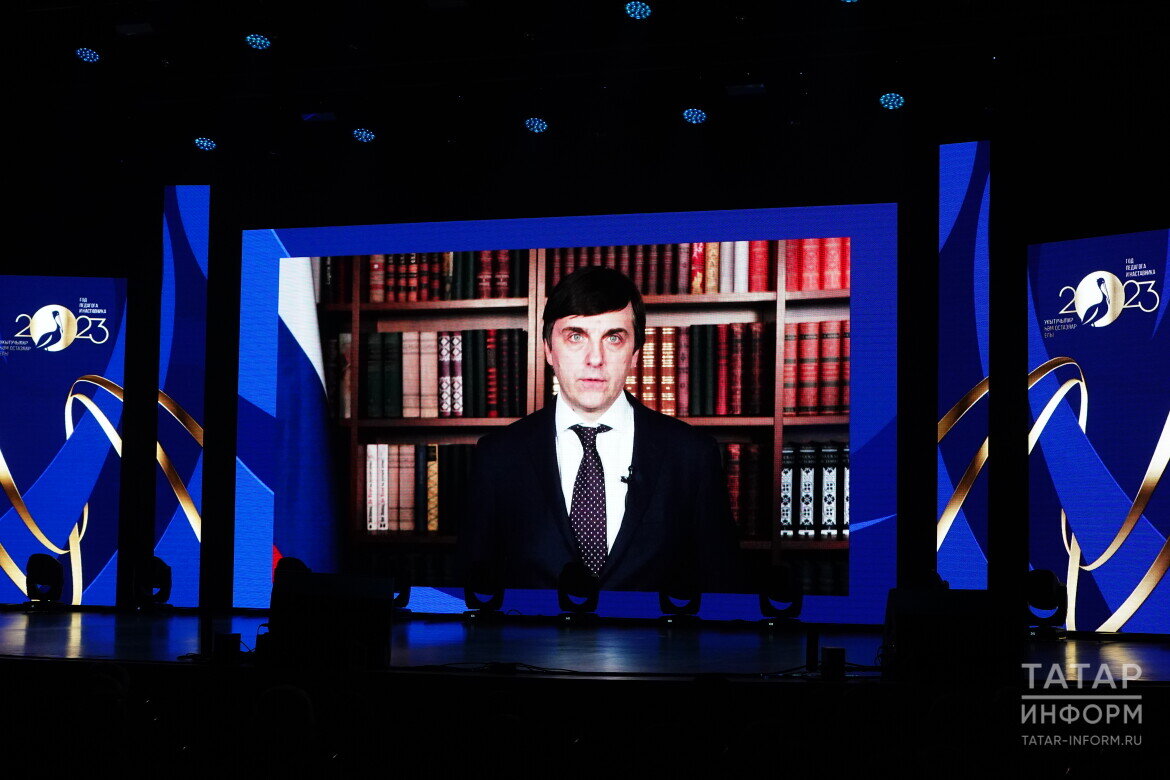 ​Сергей Кравцов: «Сегодня Татарстан один из передовых регионов во многих сферах, в том числе и в образовании»Фото: © Салават Камалетдинов / «Татар-информ»