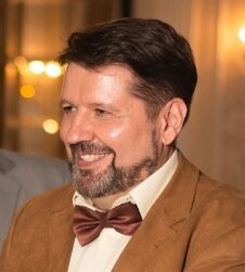 Ведущий-тамада