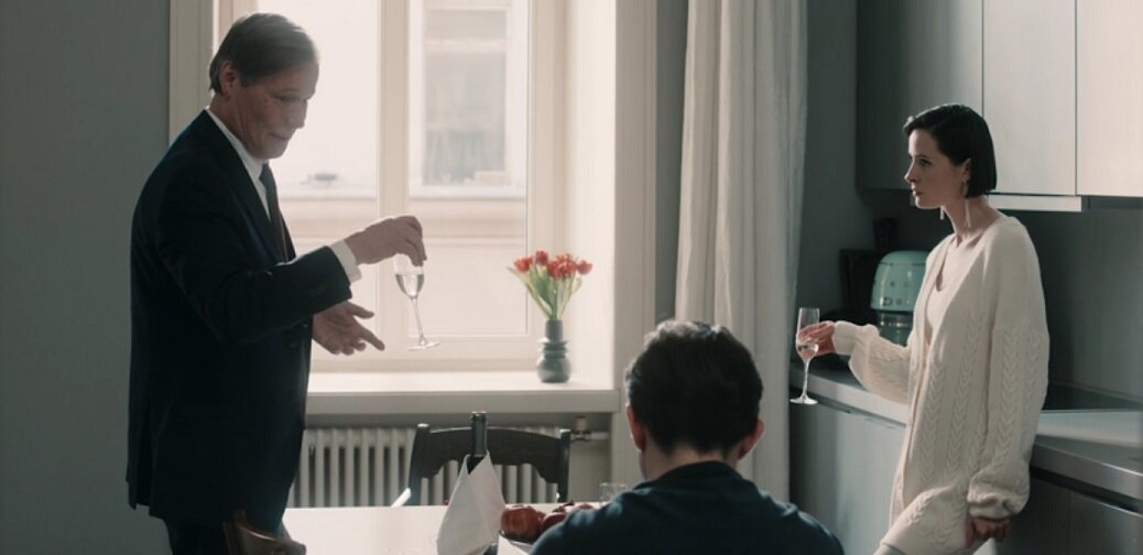 кадр из сериала "Золотое дно" (2024)