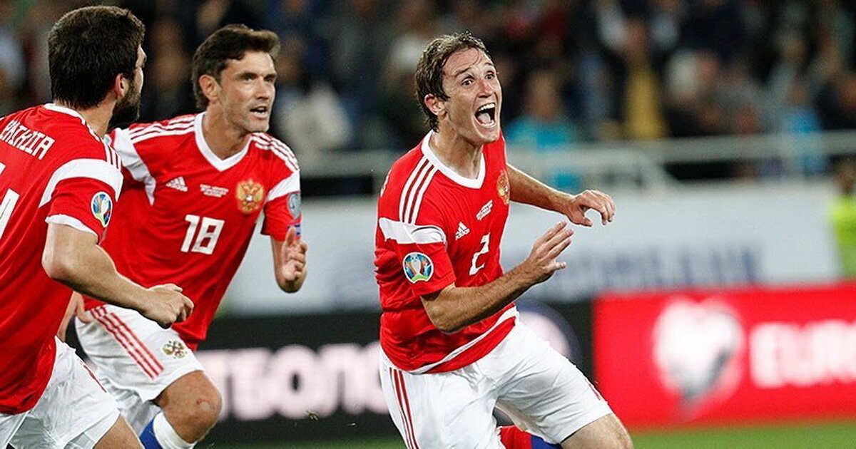 Урал зенит 1 2. Зенит футбольный клуб санкт-петербург клаудио. Дорохов цска зенит. Зенит 2018 года. Зенит 2018 года.