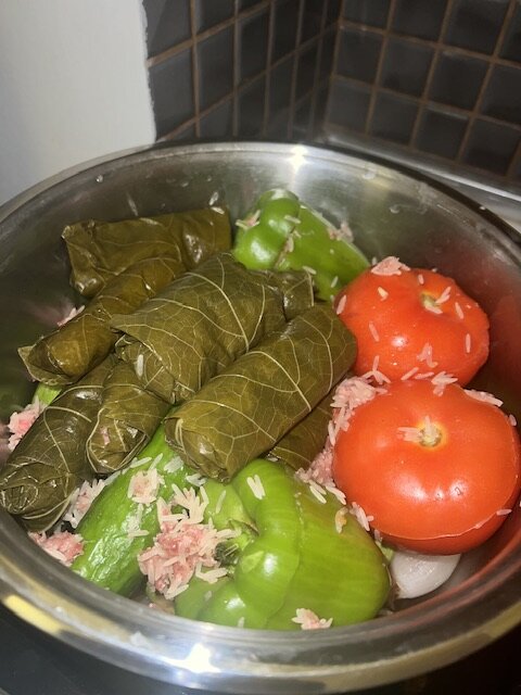 Процесс приготовления арабской долмы(голубцов) 