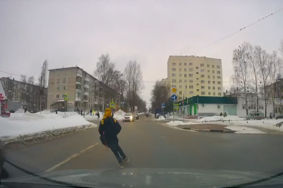 Колеса тверь. Автозапчасти масла шины диски. Старицкое шоссе 6 тверь. Tyre plus череповец. Вианор на 10 тверь.