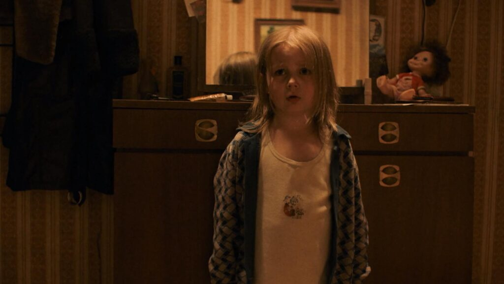 Юля (кадр из сериала «Слово пацана. Кровь на асфальте»)