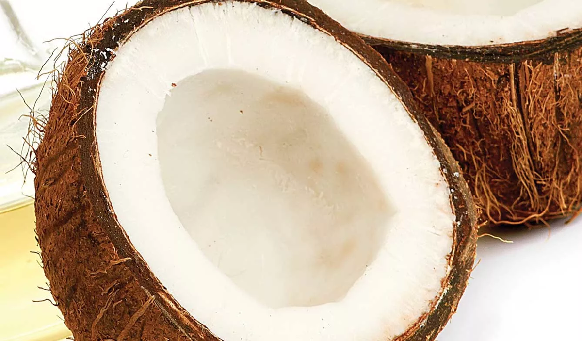 в каждой бутылке по 2. в каждой бутылке по 2. для праздника нужно не менее 250 бутылок воды. от винта сок. в бутылке стакане кувшине и банке находятся молоко лимонад квас вода.