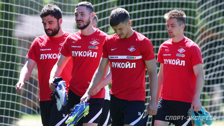    Игроки "Спартака".Дарья Исаева