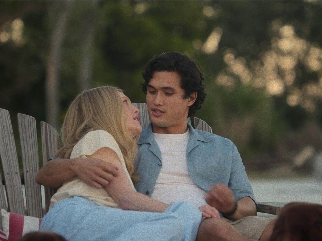 Кадр из фильма «Май декабрь», 2023 год, режиссер Тодд Хейнс