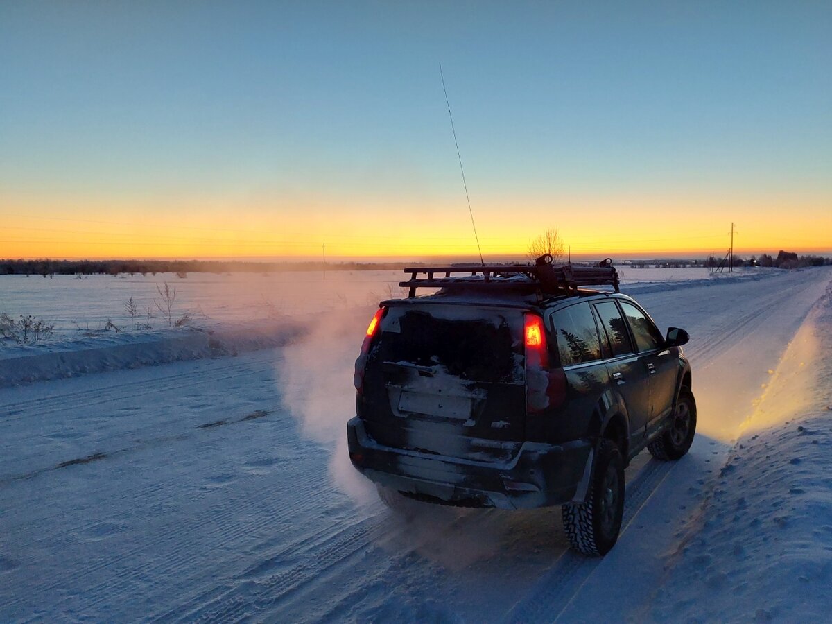 Установились теплые. Плинтусный радиатор водяного отопления. Тёплый пол водяной монтаж. Установились теплые. Тёплый пол водяной.