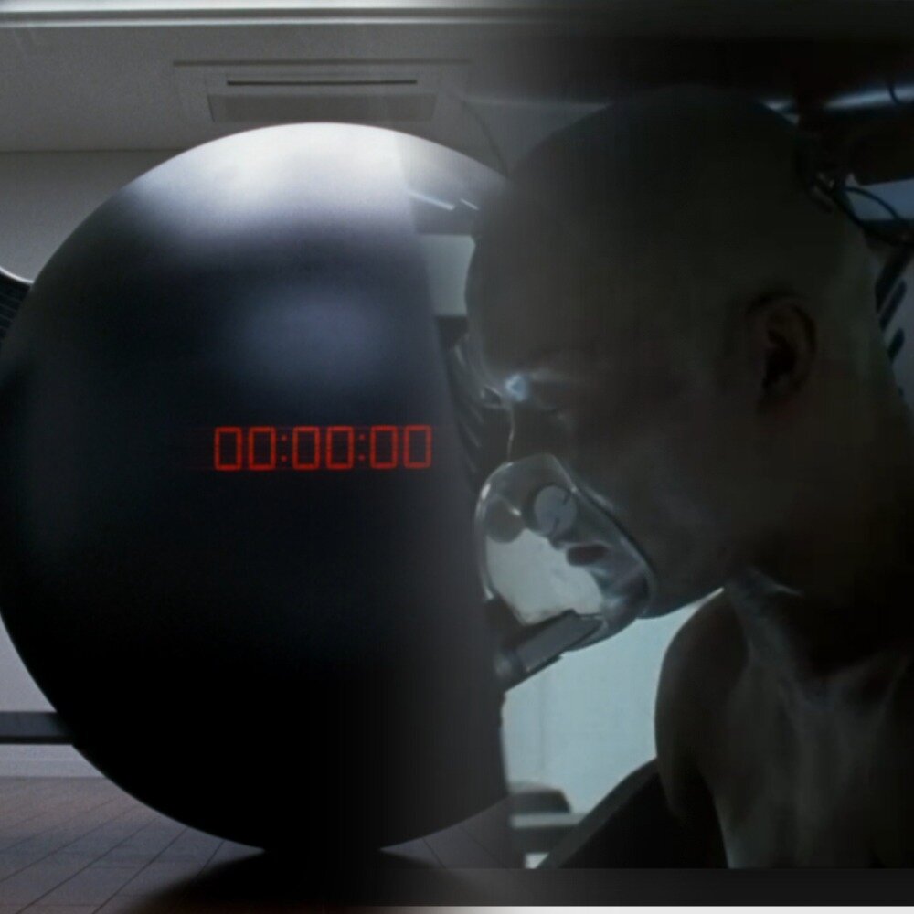 На фото обработанные мной скрины из фильма «Ганц», режиссера Синсукэ Сато, кинокомпаний Nikkatsu, Shueisha, Toho. Скрины собраны мной в коллаж. Коллаж демонстрирует внешний вид черного шара Ганц, а так же находящегося там человека. Подробнее об этом рассказано в статье. Все материалы принадлежат правообладателям и размещены исключительно в информационных целях.