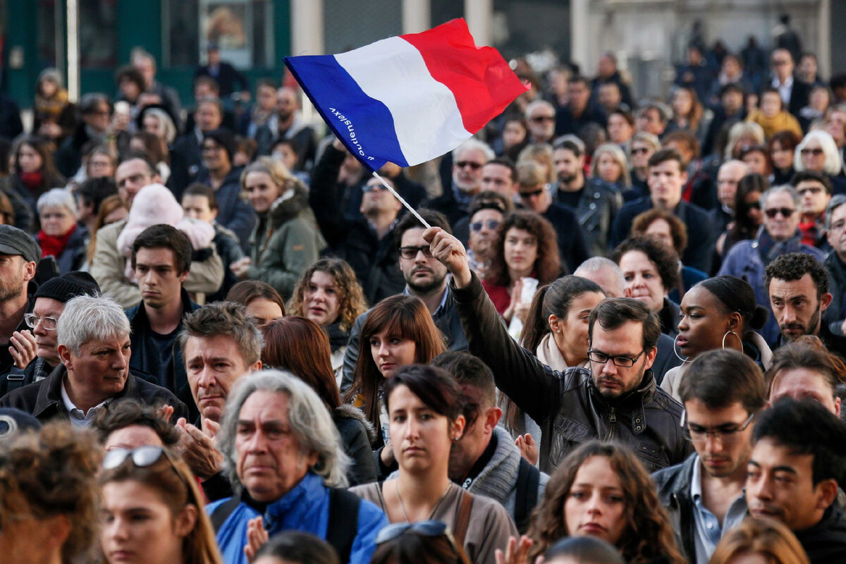 Покажи французских людей. Народы Франции. Франция люди. Население Франции. Французы народ.