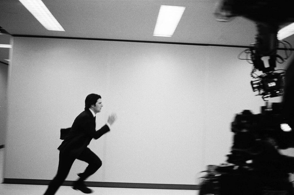     Кадр со съемок 2 сезона сериала «Разделение» / Фото: соцсети Apple TV+