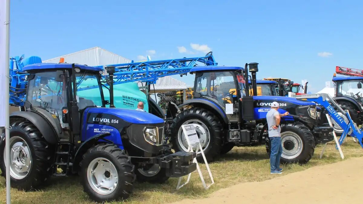 Фото: © Артём Борисов / Glavpahar.ru Китайские тракторы Lovol в России (фото иллюстративное)