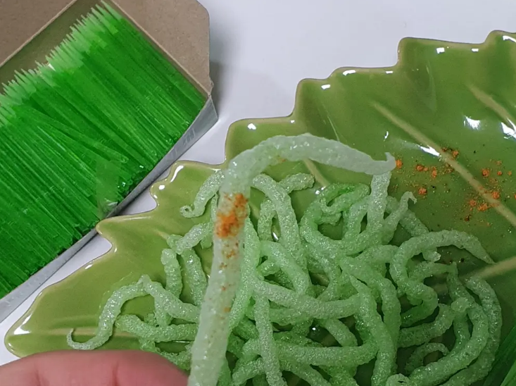 Вот как они выглядят во фритюре, оцените благородство подачи!