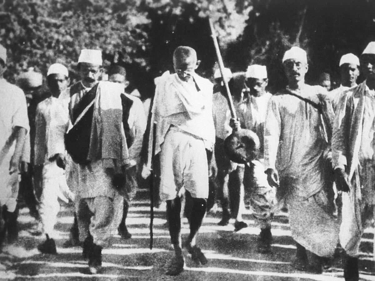 Женщины Ганди . История целибата