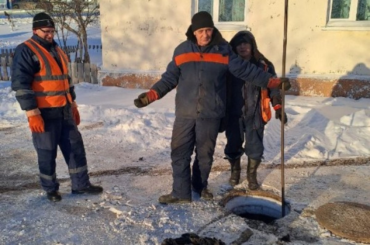    Камчатцы создают засоры, бросая в канализацию салфетки, шины и доски