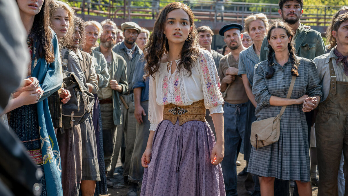 Стопка книг эстетика. Священие книги в христианстве. Библиотечный урок структура книги 2 класс. Книжная основа. Слайд количество книг.