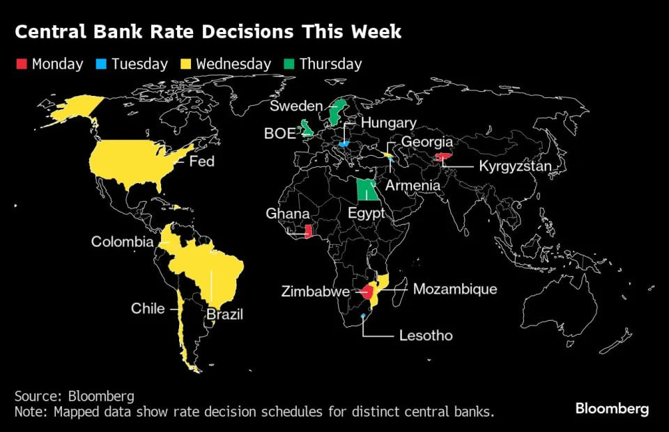 мальчик обнимает мальчика. братик в ее глазах. братик текст. братик в ее глазах. это грусть.