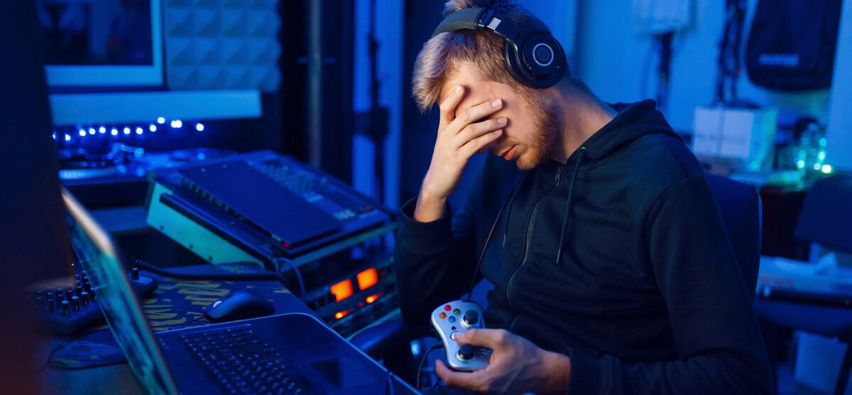 Sleep force. спать на спине. мультивитамины для женщин. человек спит на спине. мом сон японские.