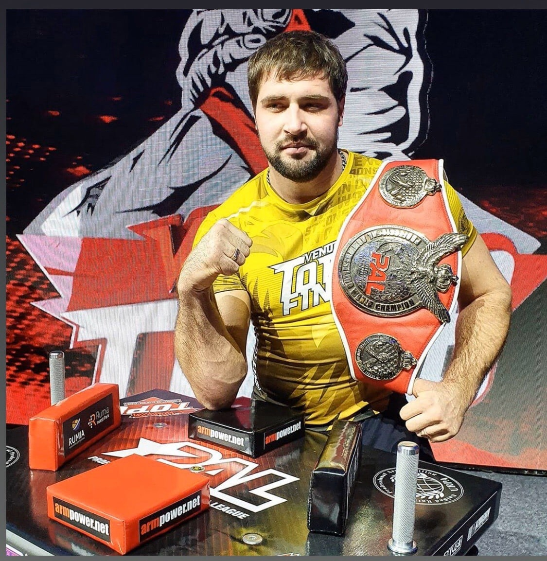 Секция по армрестлингу. Детский армрестлинг. Армрестлер кох. Зал для армрестлинга. Спортивный клуб армспорт.